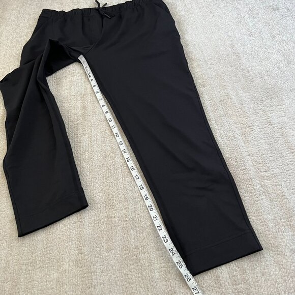 Lululemon Black Pull On Crop Pants With Pockets - Picture 4 of 9
